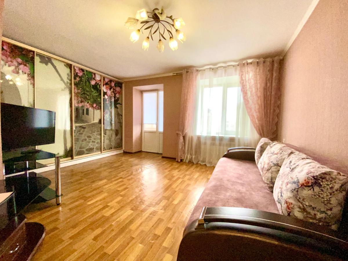 Apartpoltava Центр Полтави, Простора Та Зручна Квартира Біля Пует, 2-Окремі Кімнати, Звітна Документація Для Відрядження Poltava Exterior foto