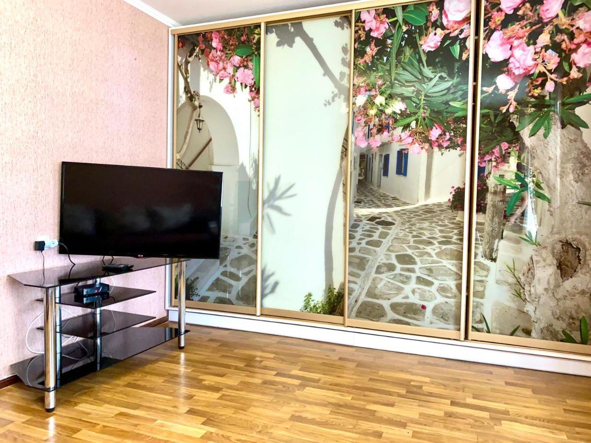 Apartpoltava Центр Полтави, Простора Та Зручна Квартира Біля Пует, 2-Окремі Кімнати, Звітна Документація Для Відрядження Poltava Exterior foto