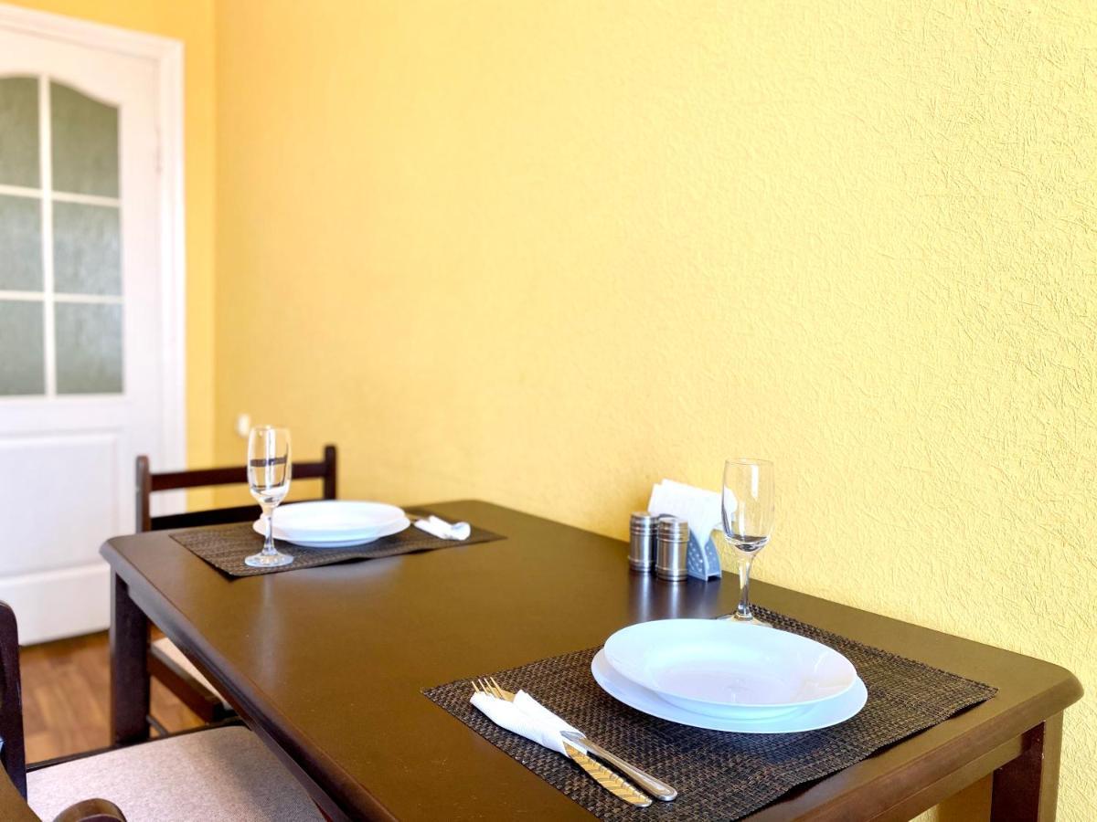 Apartpoltava Центр Полтави, Простора Та Зручна Квартира Біля Пует, 2-Окремі Кімнати, Звітна Документація Для Відрядження Poltava Exterior foto